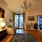 Młociny Metro Apartment
